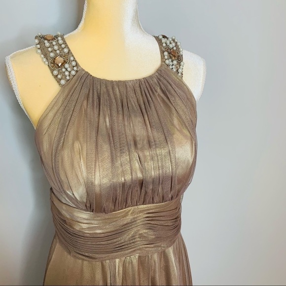 David’s Bridal Metallic Tulle Halter Gown Size 6 - Picture 2 of 14